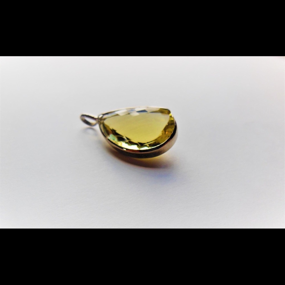 Lemon Quartz Pendent
